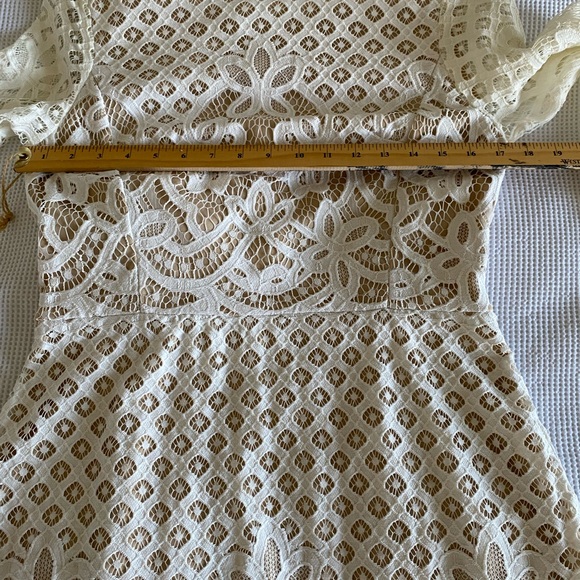 White and Nude Lace Fitted Shift Dress. Mature Wedding. Rehearsal Dress. - Picture 10 of 14